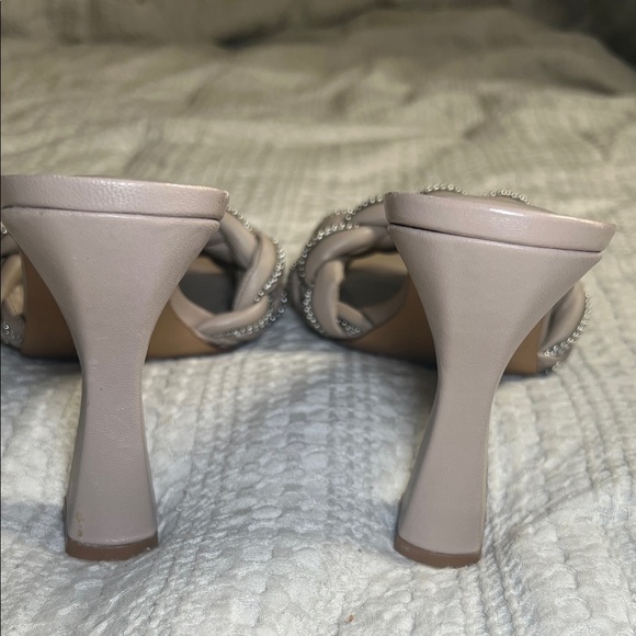 Vince Camuto Women's Beige Braided Sandals size 9 - Picture 4 of 9